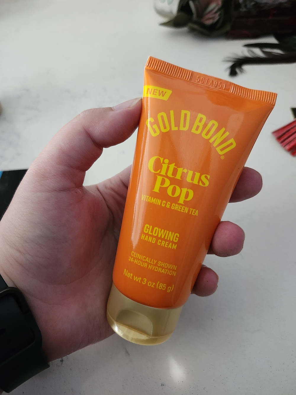 Gold Bond Citrus Pop Glowing Hand Cream — Bright Orange